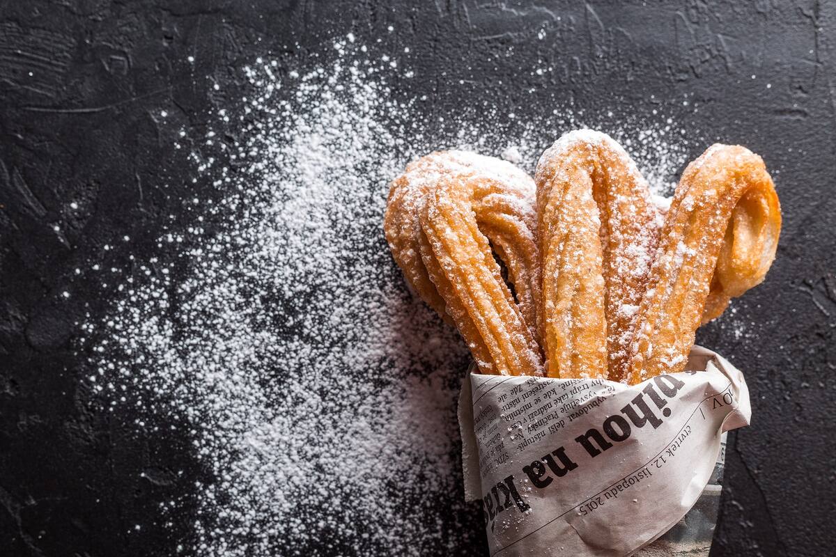 Receta para preparar churros caseros, ideales para los días lluviosos