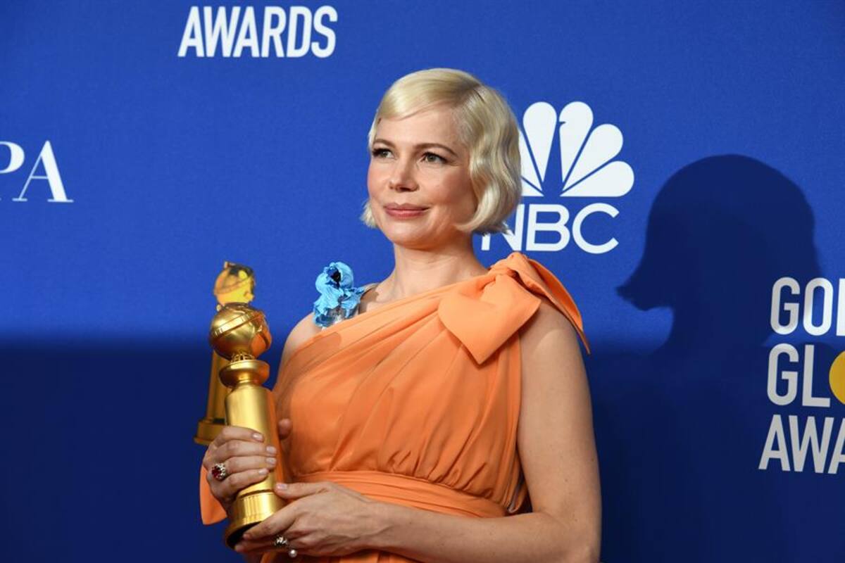 Michelle Williams lanza mensaje feminista: Mujeres, voten "en su propio interés"