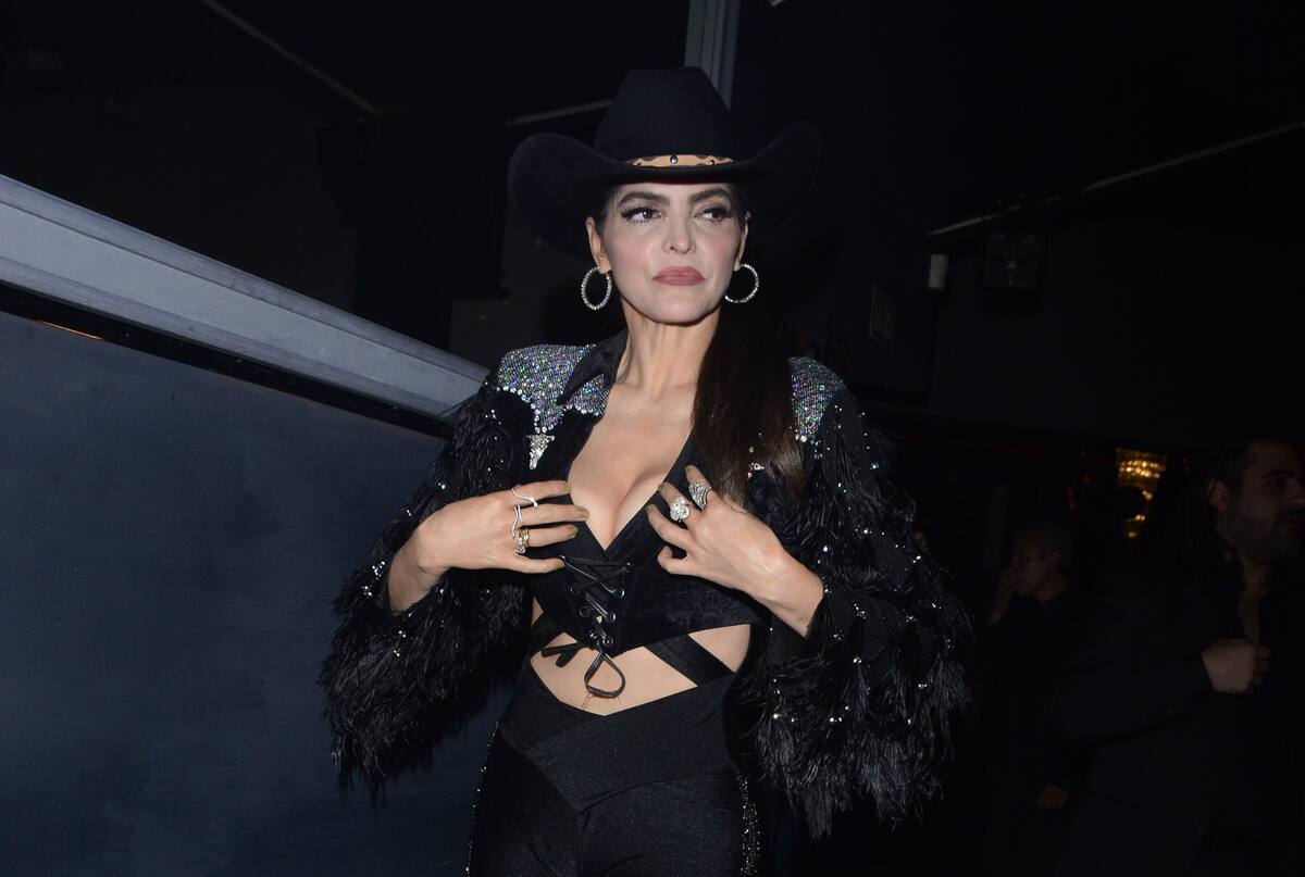 La cantante Ana Bárbara.