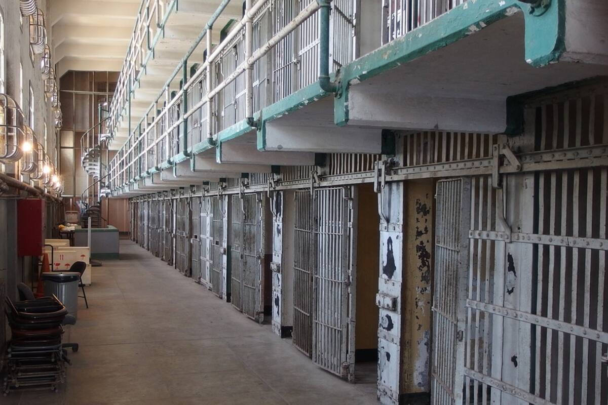 Pasaron 17 años en prisión esperando su sentencia; los dejan en libertad