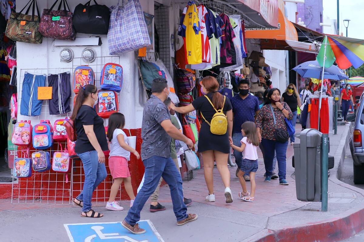 Hermosillo: Comerciantes registran aumento de 50% en ventas por el regreso a clases