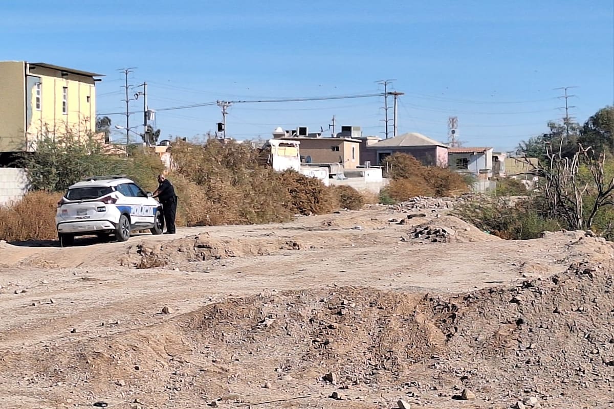 Hallan cuerpo en avanzado estado de descomposición en dren posterior de Residencial Venezia