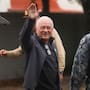 Ernesto Ruffo llega a Ensenada para cumplir prisión domiciliaria tras más de 30 horas de traslado