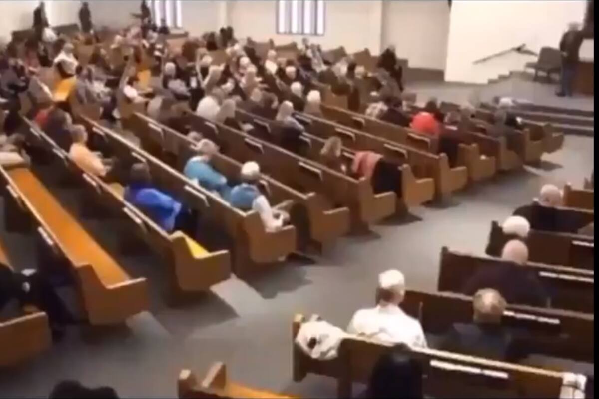 VIDEO: Así fue el tiroteo al interior de iglesia en Texas