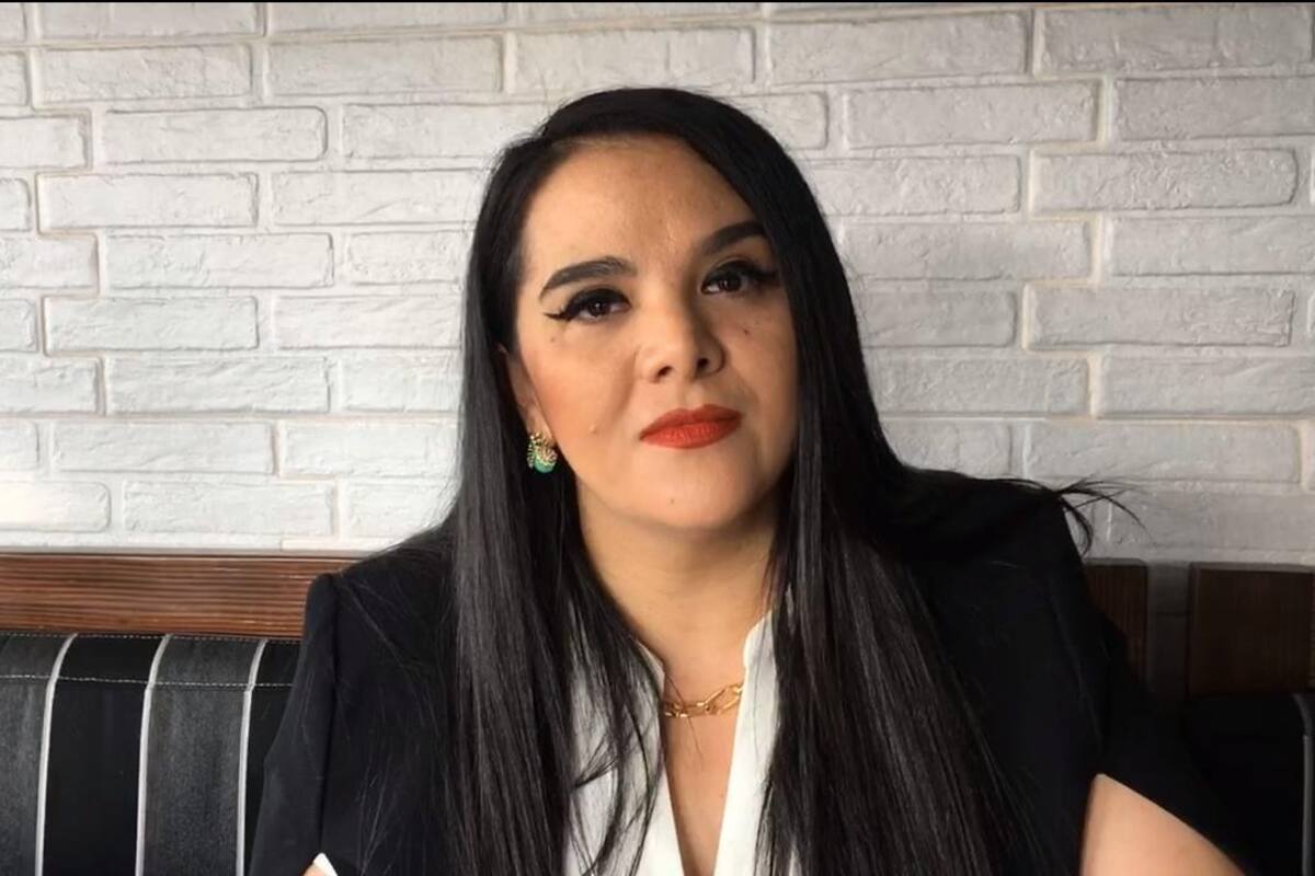 Regidora ofrece disculpas por disfraz para Halloween