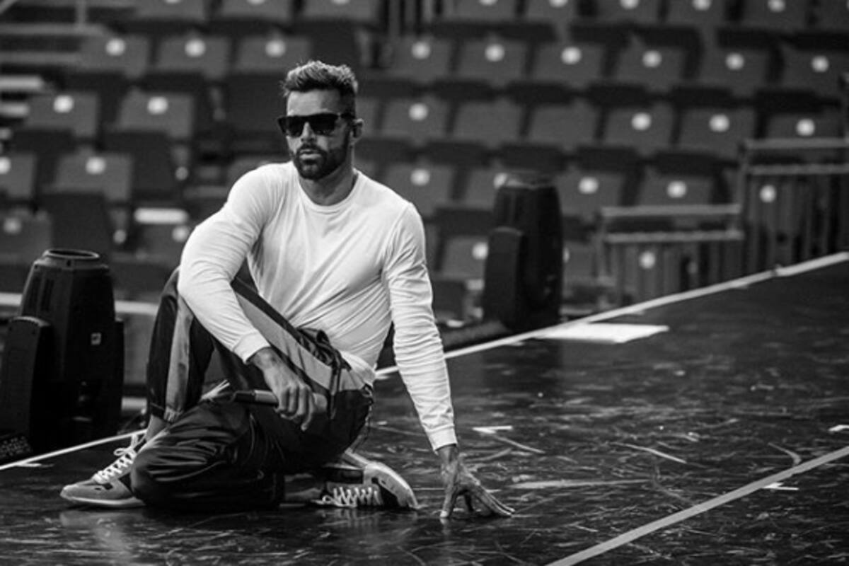 Ricky Martin pide a sus seguidores donar dinero para adquirir equipo médico