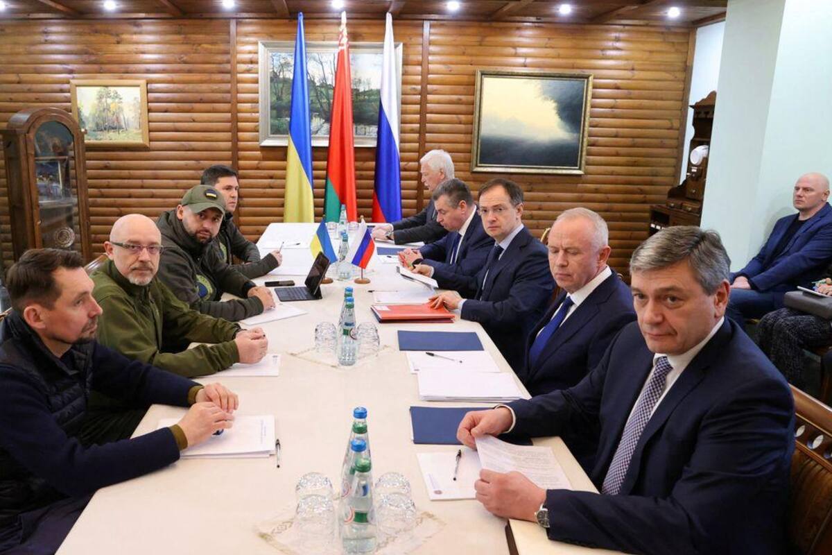 Ucrania y Rusia se acercan a un acuerdo sobre el estatus neutral del Kiev