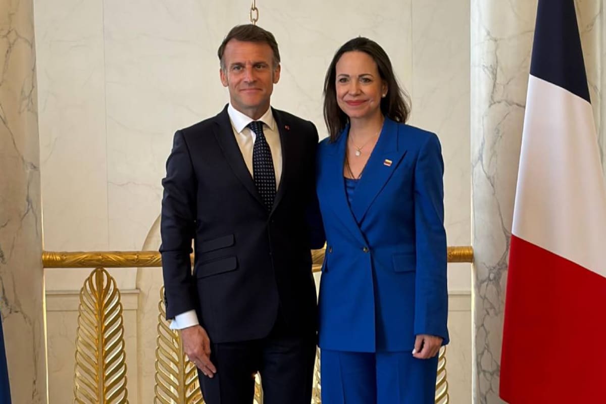 Emmanuel Macrón recibe a María Corina Machado y abordaron tres aspectos claves para el cambio de gobierno de Venezuela