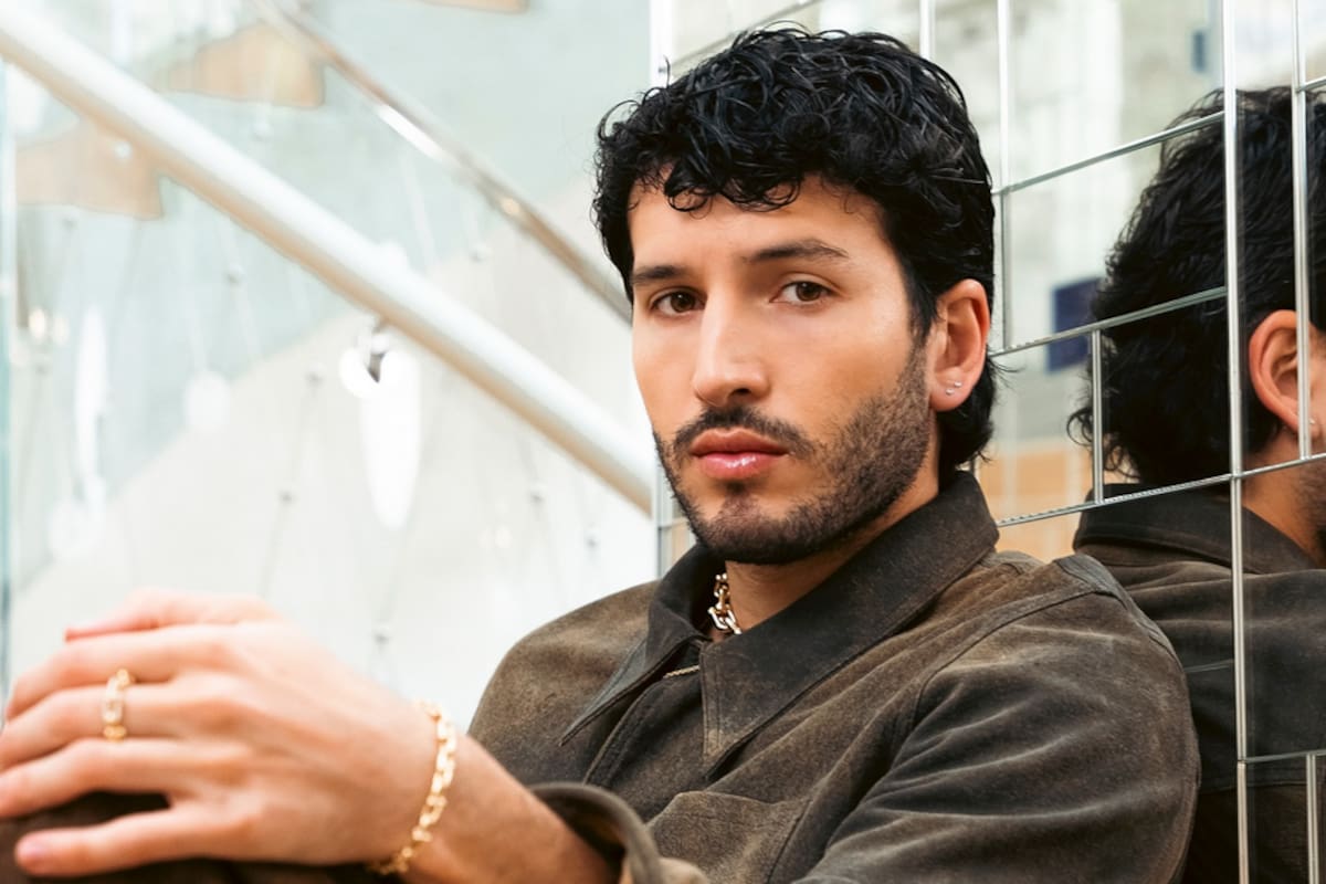 Sebastián Yatra habla de su soltería tras sorprender a pareja en su boda