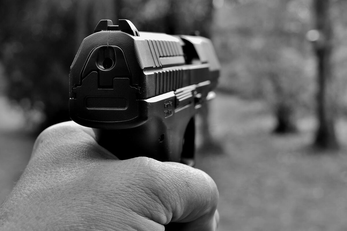 Hombre asesina a su esposa de un disparo en Tlalpan; tenían 40 años de casados