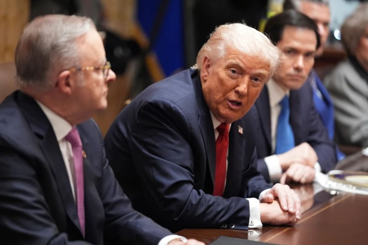 Trump y Albanese firman pacto para frenar el dominio minero de China. | Crédito: AP