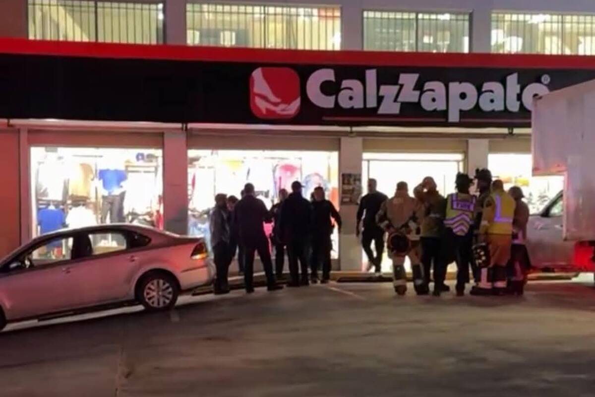 Arrojan bomba molotov a zapatería en colonia Mariano Matamoros