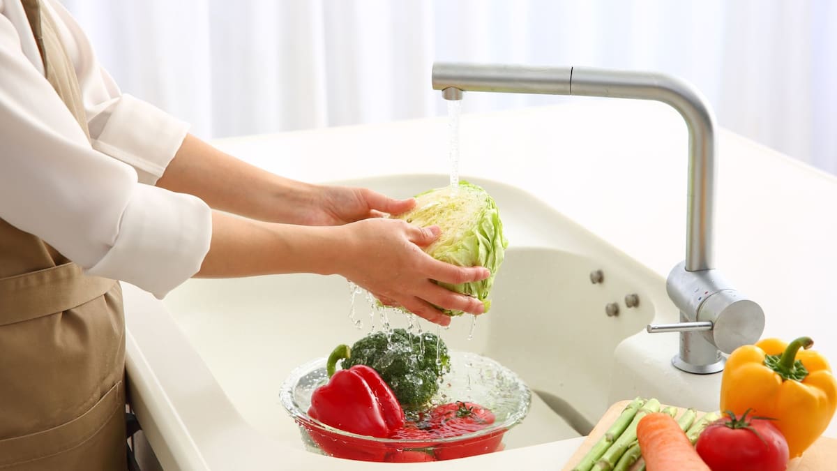 ¿Es seguro usar agua de la llave para cocinar?