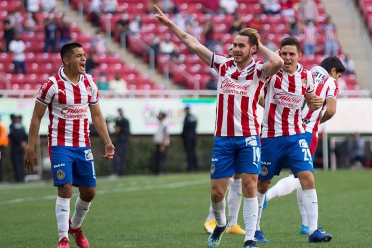Chivas es el "rey del empate": Suma su séptima igualada al dividir puntos contra Santos