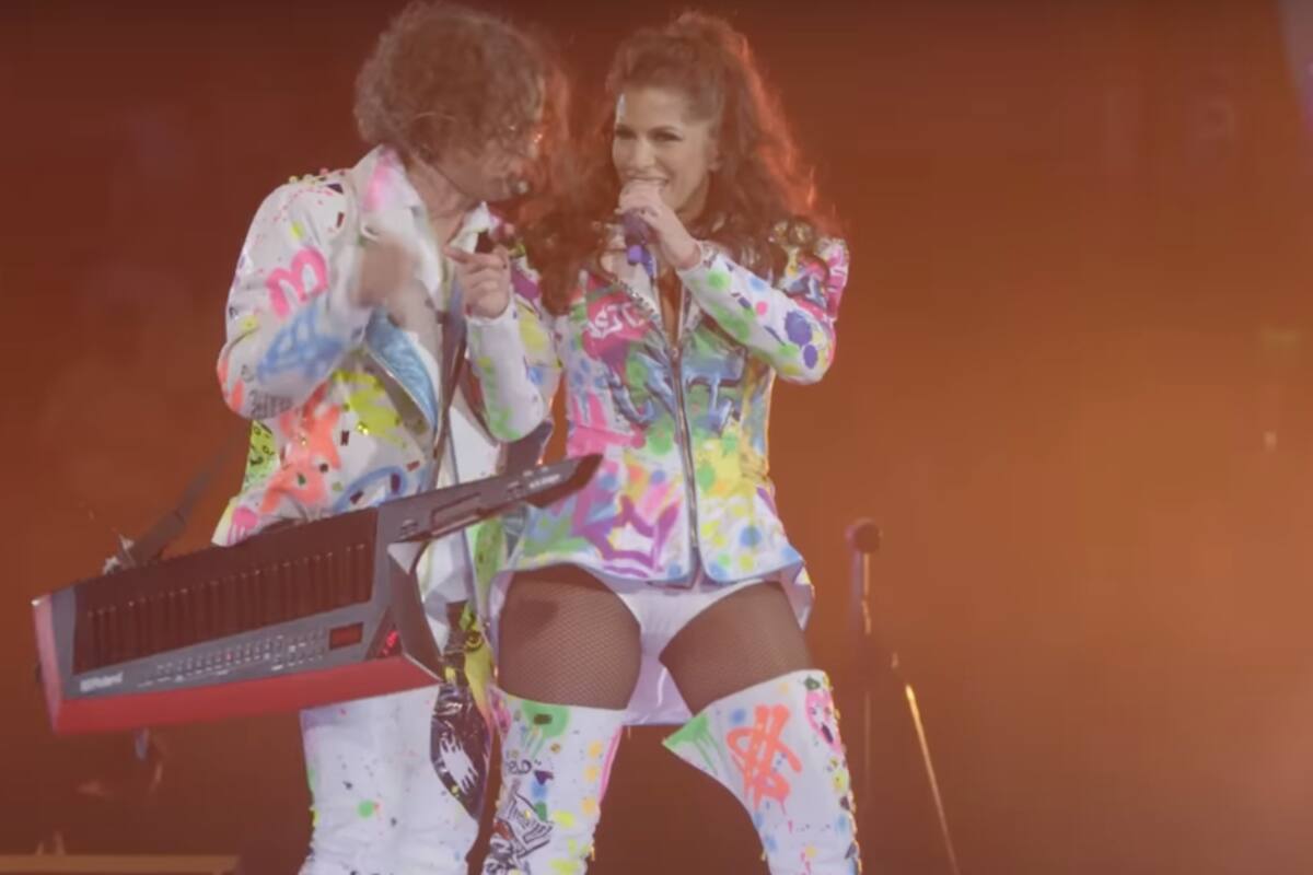 Alessandra Rosaldo celebra 30 años de Sentidos Opuestos