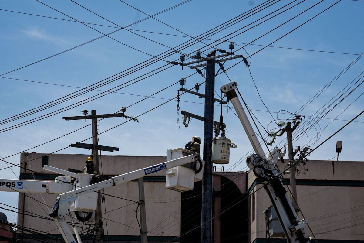 Corte de luz programado por CFE en comunidades de Tijuana generó expectativa y preparativos entre vecinos