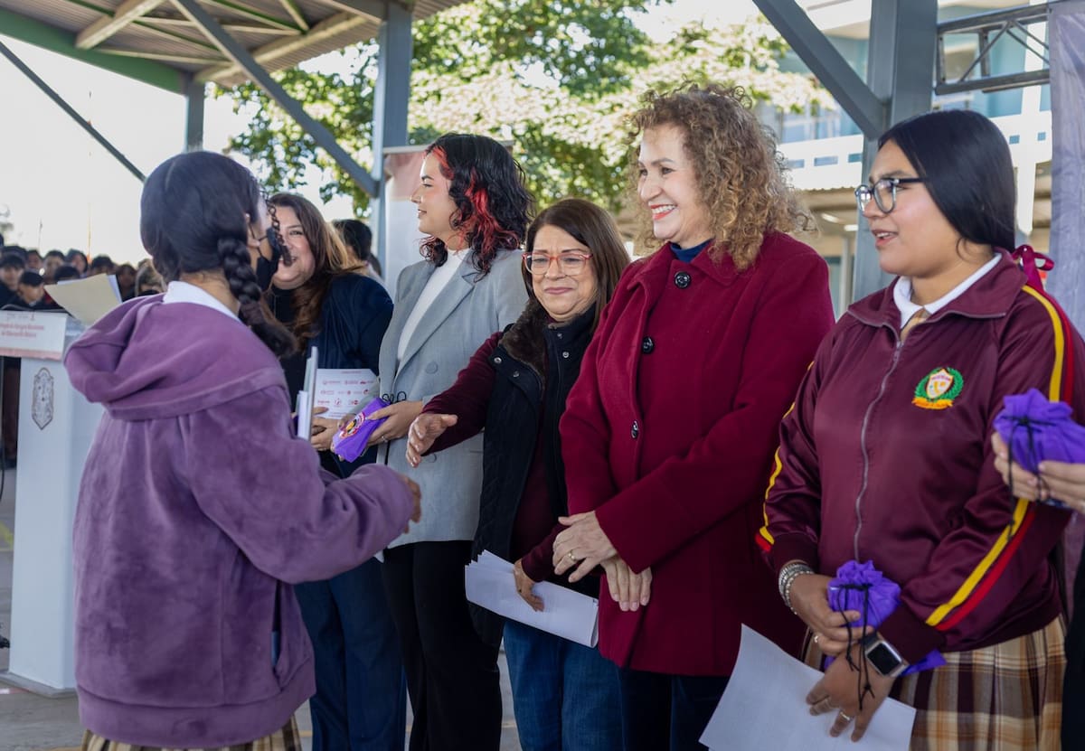 El programa “Menstruación Digna” contempla beneficiar a más de 35 mil estudiantes en la entidad para evitar que la menstruación interrumpa su asistencia escolar y su desarrollo académico l Foto: Cortesía