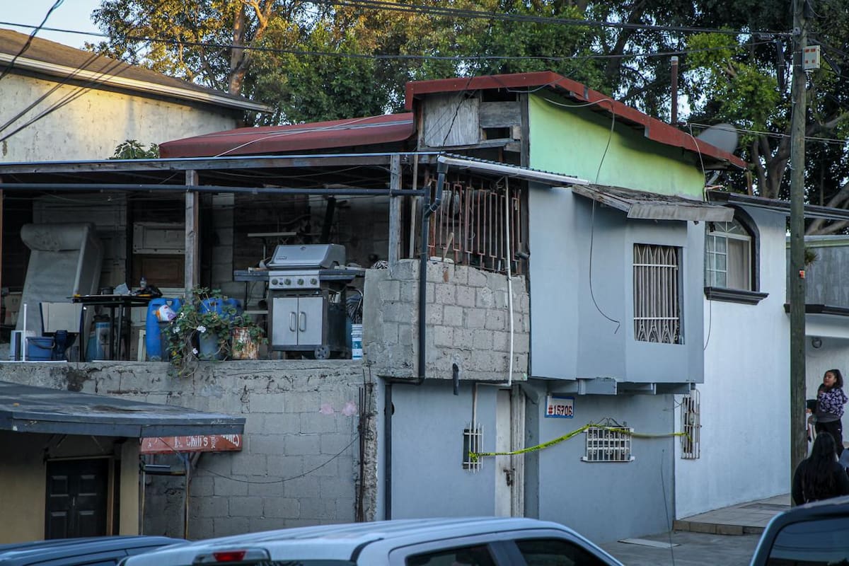 Encuentran joven de 18 años sin vida; se presume podría haberla asesinado su pareja