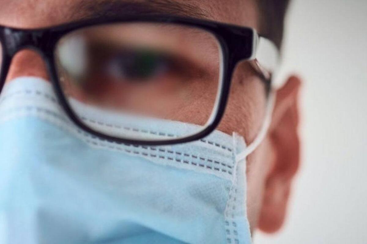 Usar anteojos disminuye el riesgo de contraer Covid-19, sugiere estudio