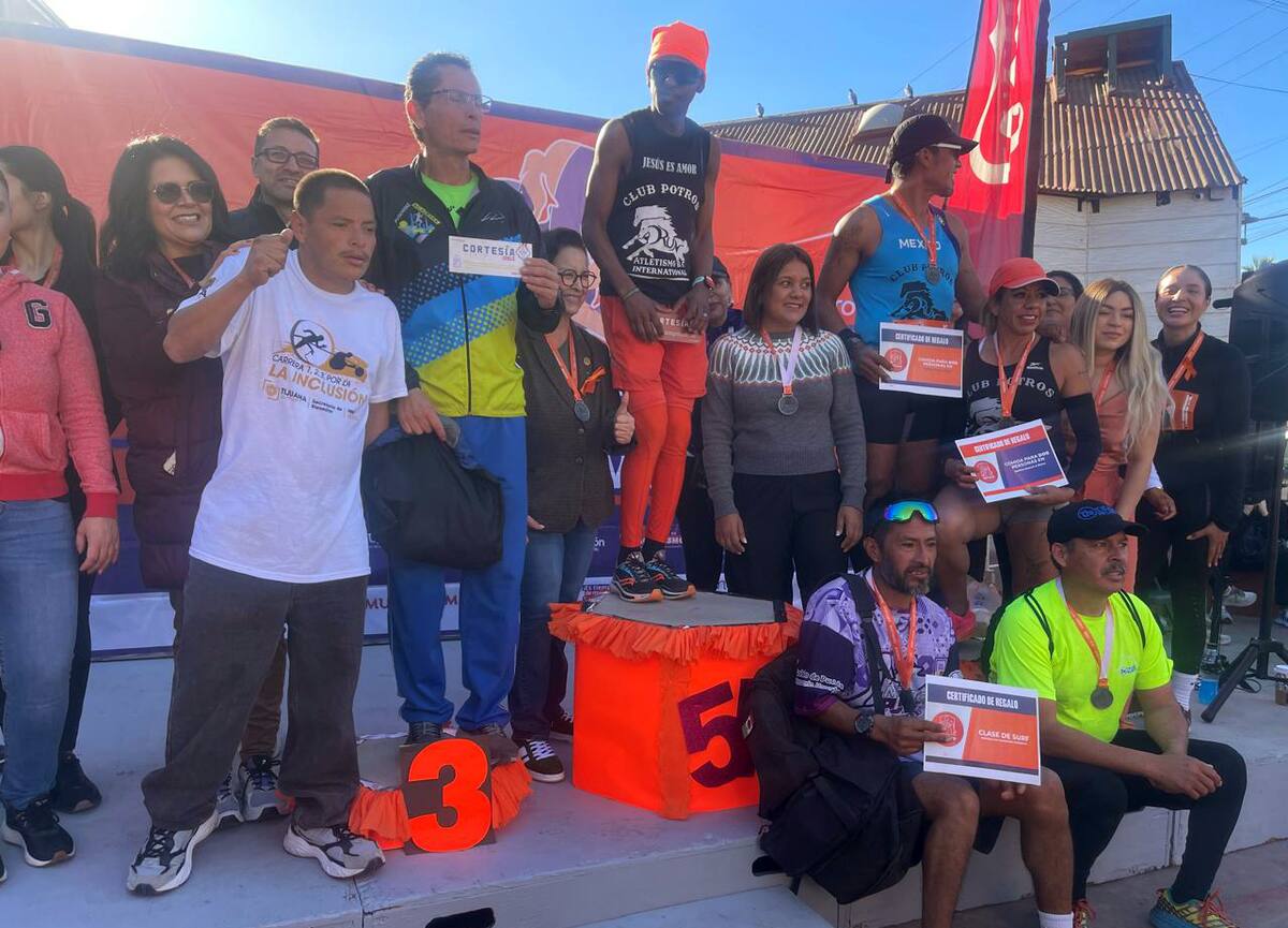 Se premió a los primeros tres lugares de las categorías femenil, varonil y discapacidad con la entrega de cortesías en restaurantes, hoteles y otros.