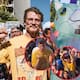 Pedro Pascal se vuelve viral por bailar al ritmo de “La del moño colorado” durante protesta contra ICE en Los Ángeles