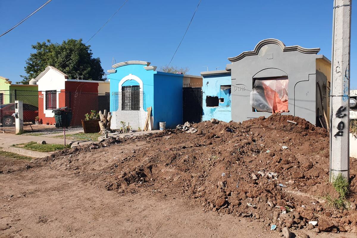 Sigue colectivo buscando más cuerpos en Urbi Villa