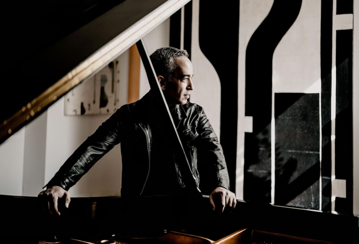 Inon Barnatan, Pianist
Photo: Marco Borggreve