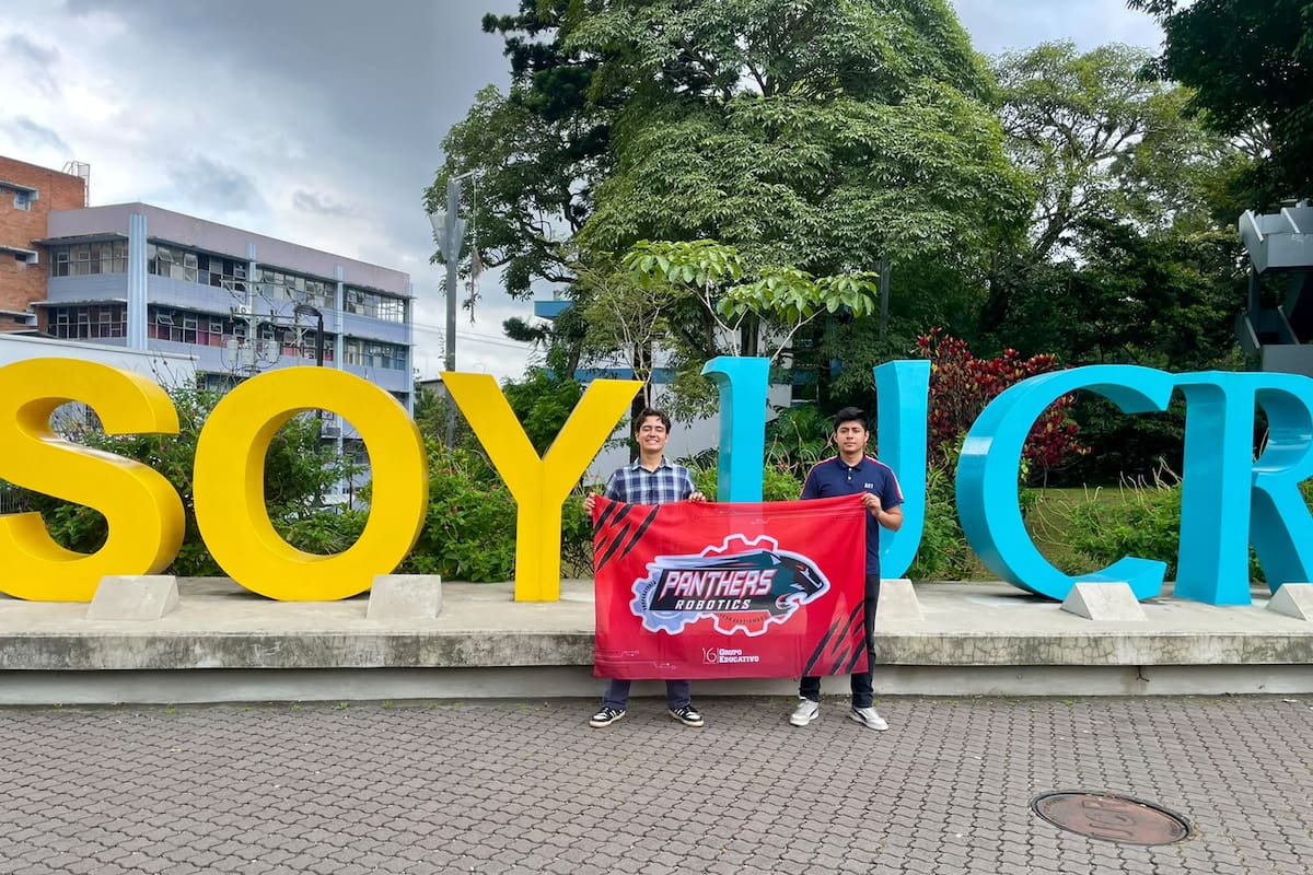 Estudiantes de Mexicali ganan segundo y tercer lugar en competencia internacional de robótica en Costa Rica
