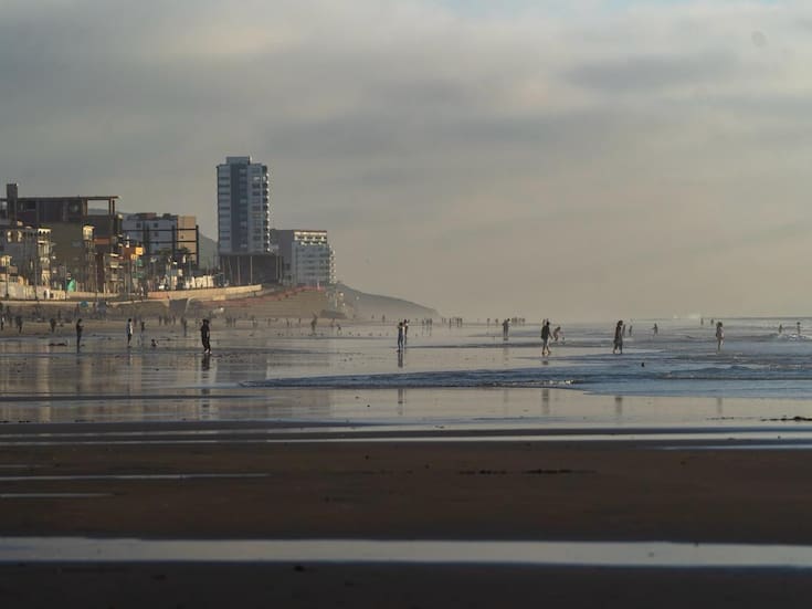 Marea baja en Playas de Tijuana sorprende a ciudadanos este domingo