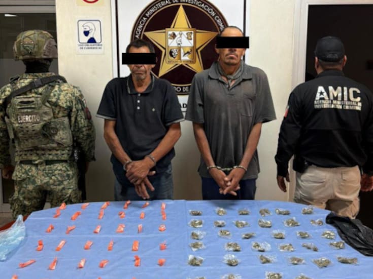 Julio César “N” y Milagros “N” fueron detenidos en Cajeme con 35 envoltorios de crystal y 34 de marihuana