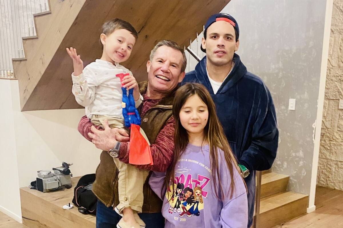 Julio César Chávez y su hijo se reconcilian