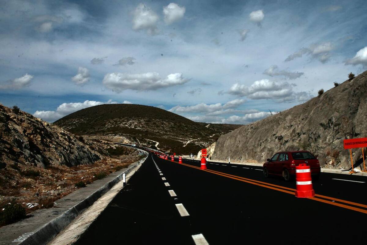 Por repunte de casos de Covid, gobierno de México recomienda realizar viajes solo si es indispensable