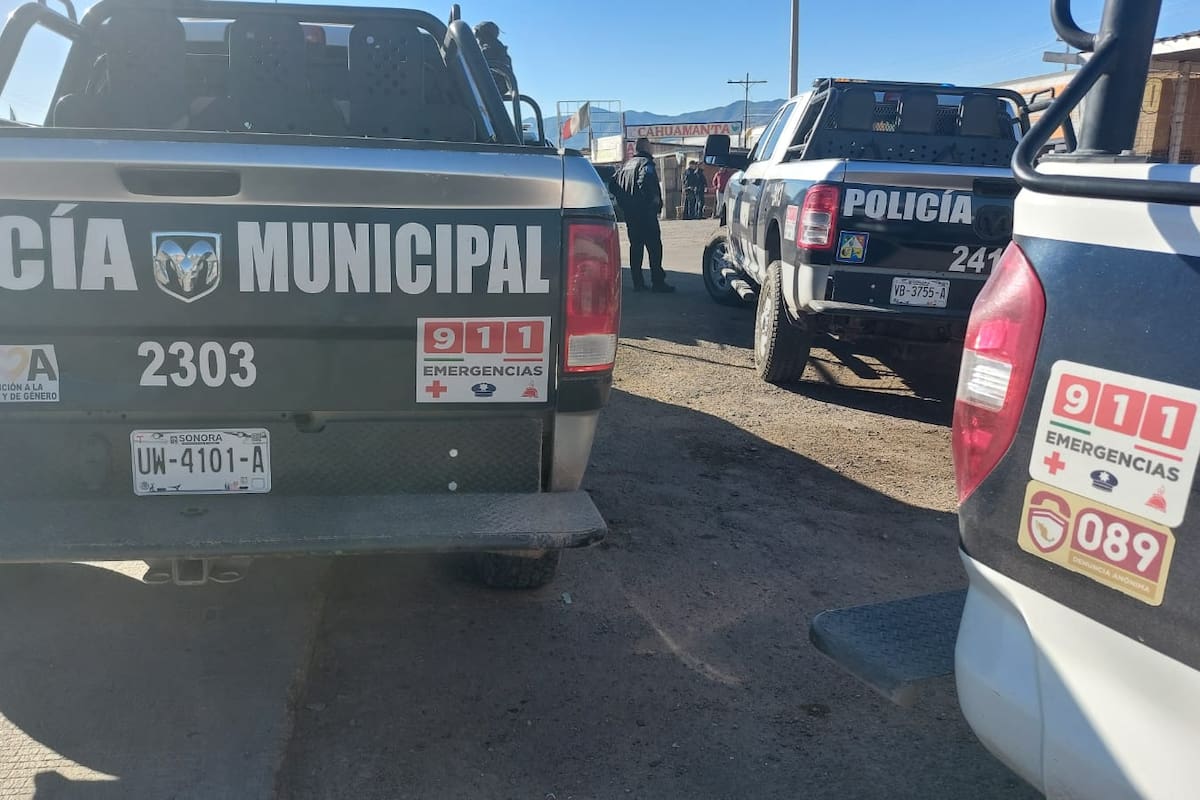 Hallan un cuerpo envuelto en cobijas y semienterrado en una fosa clandestina en el camino a La Escondida de Nogales