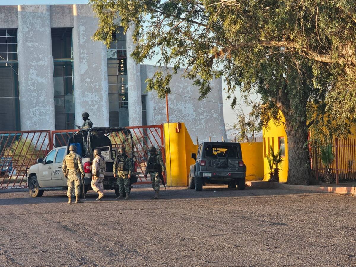 Enfrentamiento armado en Caborca. Fotos: Cortesía