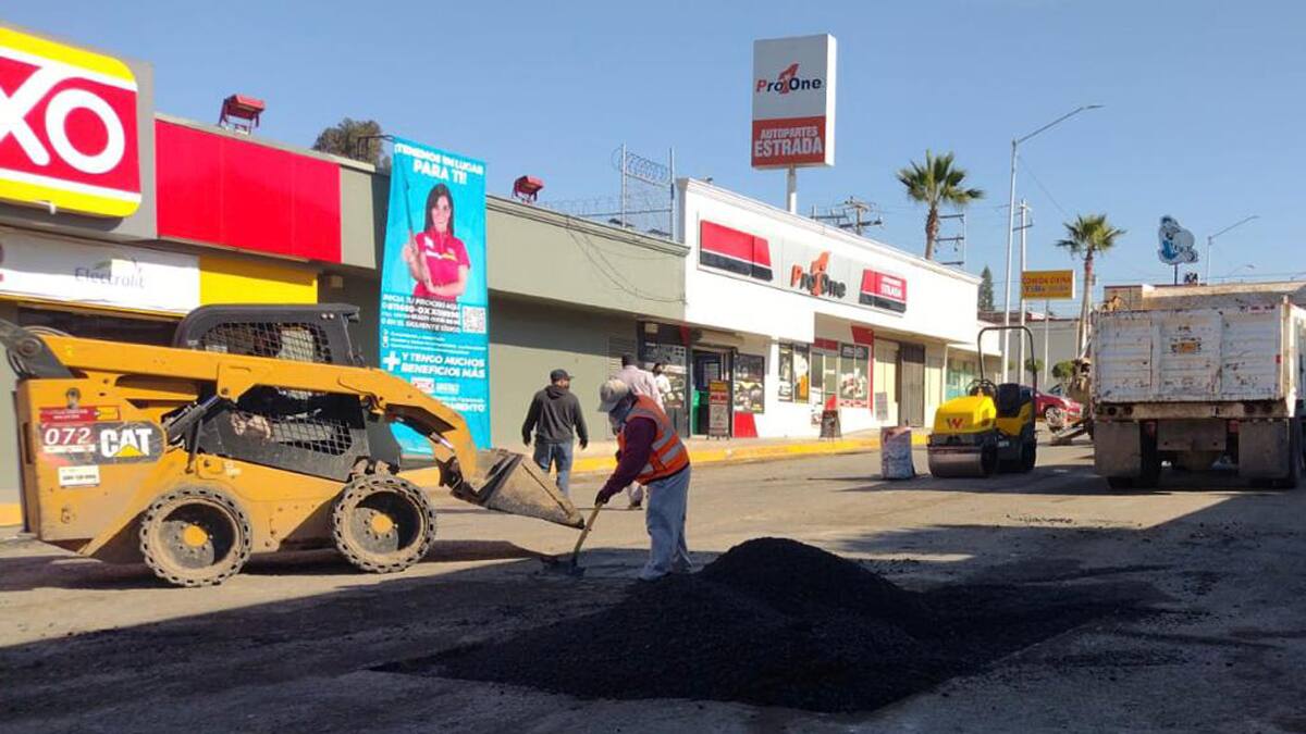 Inicia en Rosarito programa de bacheo en las principales avenidas