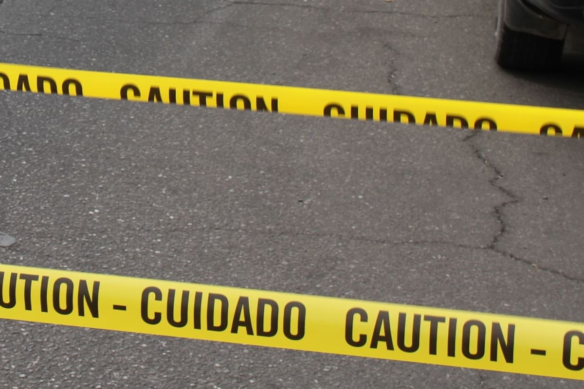 Localizan cuerpo encobijado en canal de “Las Cascadas”