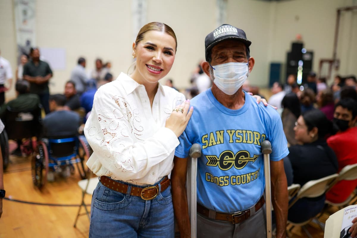 Brindan apoyo a personas con discapacidad