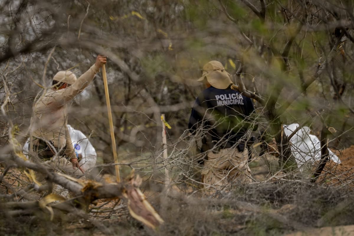 Encuentran 23 cuerpos en el Miguel Alemán; identifican 6