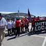 Trabajadores del SoFi Stadium en Los Ángeles logran acuerdos que evitan inicio de una huelga antes del Mundial 2026; esperan que ICE no vulnere derechos de más de 2 mil empleados, así como el cumplimiento de otras exigencias para garantizar el derecho laboral