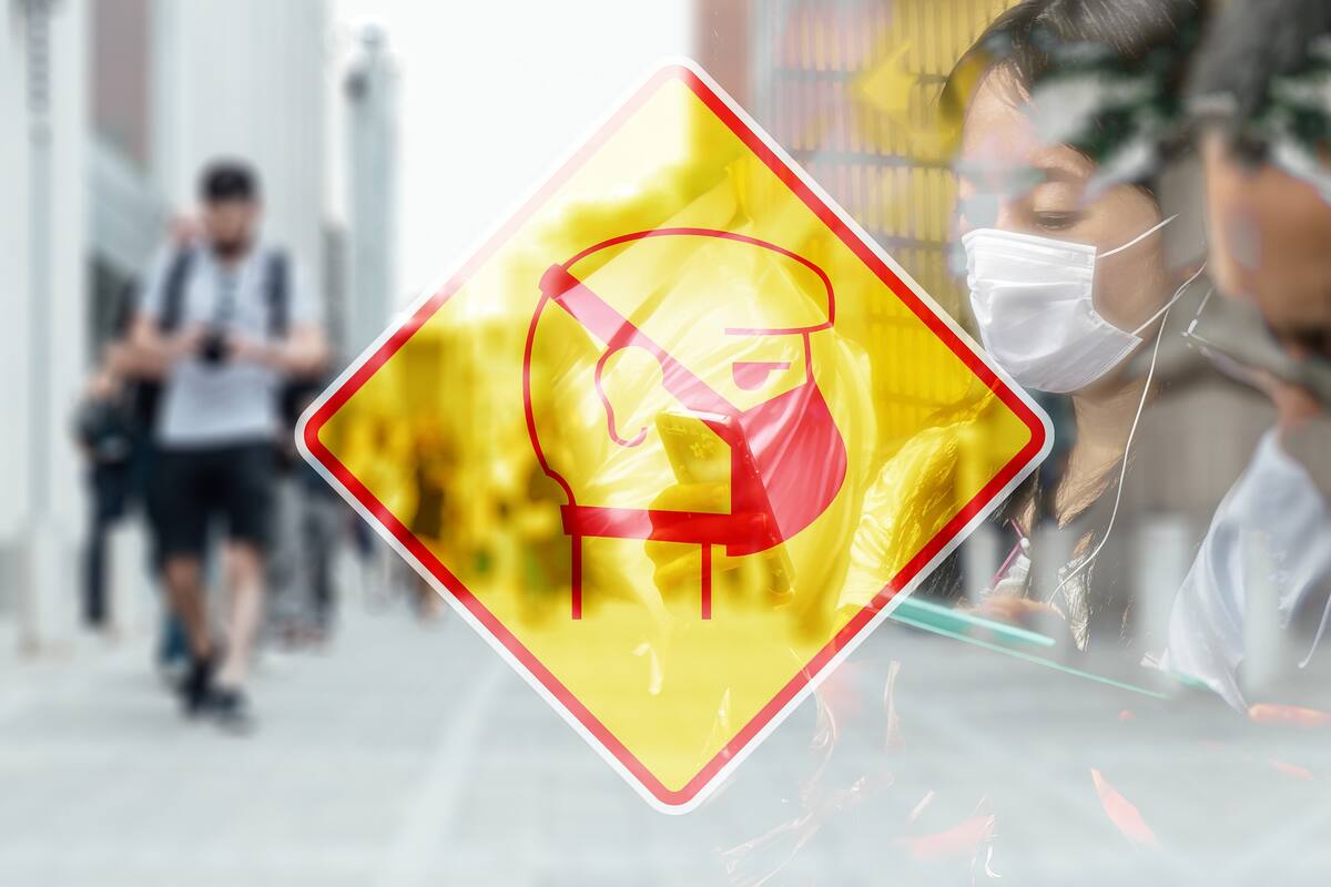 La creatividad de una diseñadora para que puedas usar los cubrebocas con tu teléfono móvil