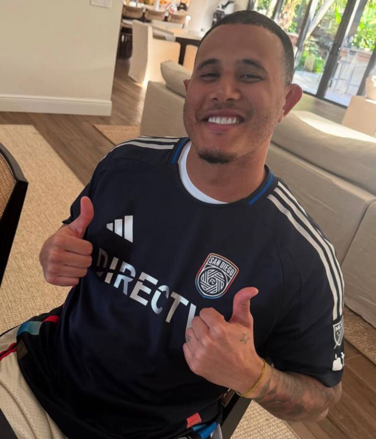 El San Diego FC presentó su primera camiseta oficial.