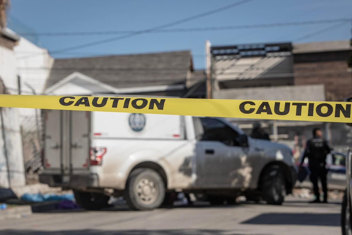 Abandonan cadáver en bolsas de basura en la colonia El Pípila