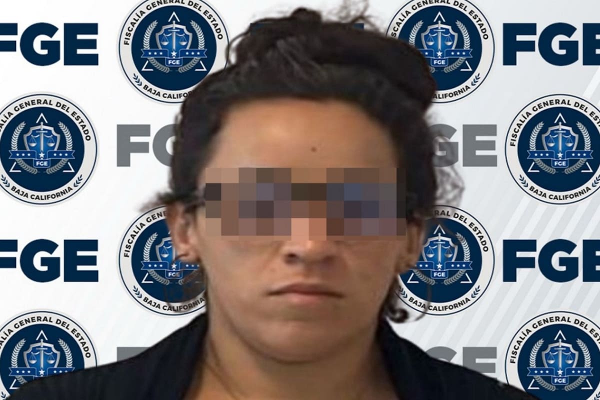 Vinculan a una mujer por robo de vehículo