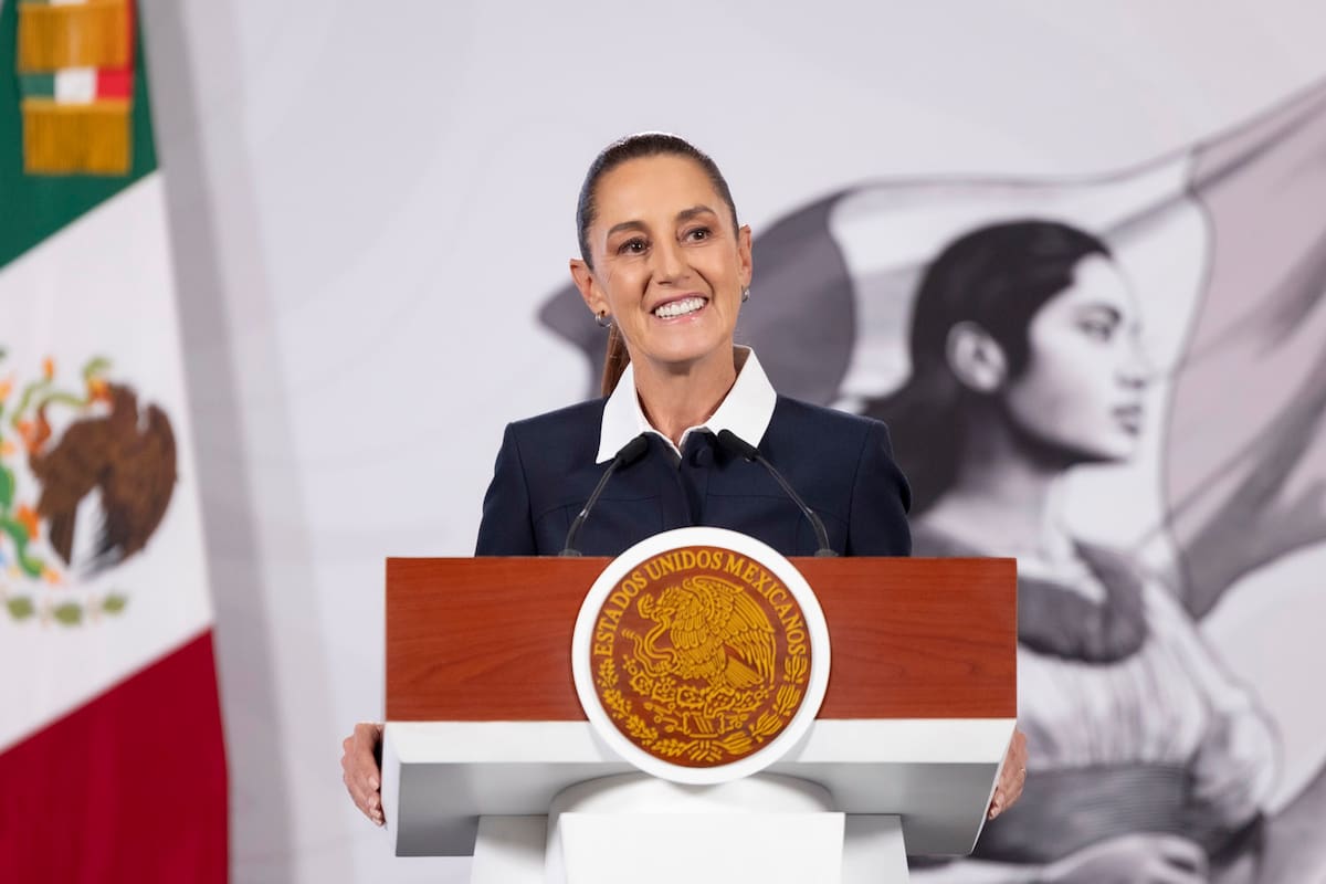 CSP indica que hay que sentirse orgullosos de ser mexicanos y evitó comentar sobre la licencia que pidió Rubén Rocha
