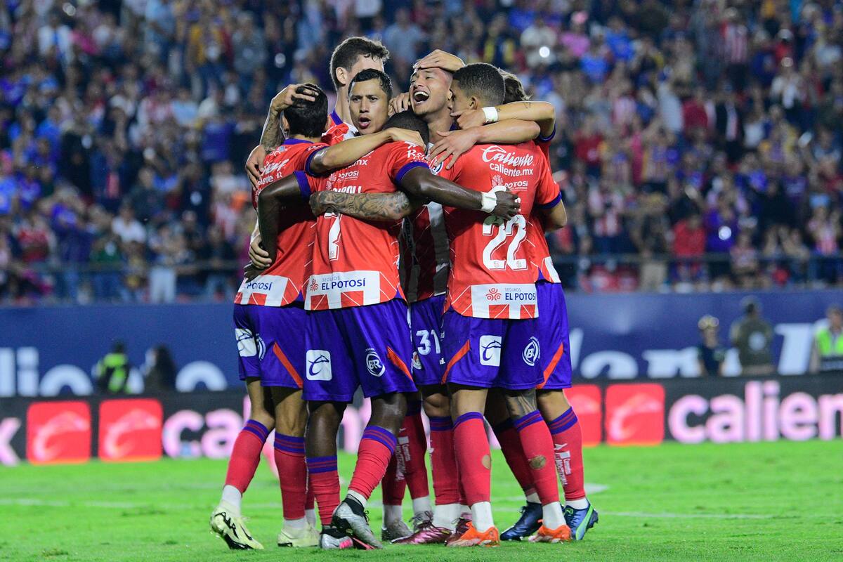 San Luis le arrebata el invicto a Cruz Azul y los derrota 3-1