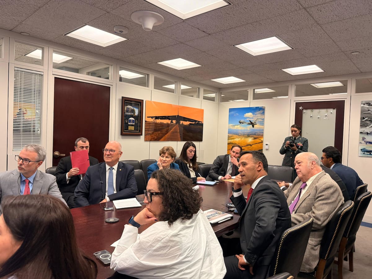 El ministro de Defensa de Colombia, Pedro Sánchez Suárez, sostuvo reuniones en Washington con legisladores y funcionarios de Estados Unidos para reforzar la cooperación contra el narcotráfico, previo al encuentro entre los presidentes Gustavo Petro y Donald Trump.