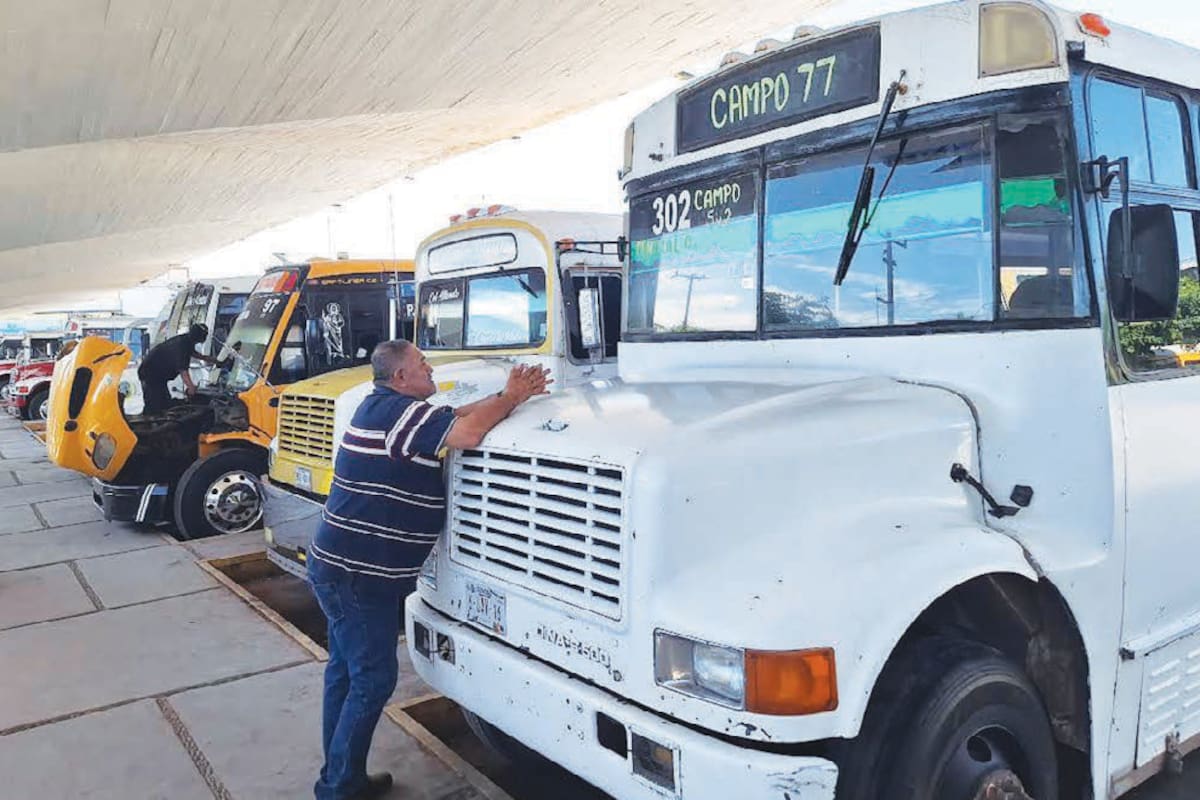 “Estamos sobreviviendo”: transportistas suburbanos del sur de Sonora enfrentan crisis por altos costos