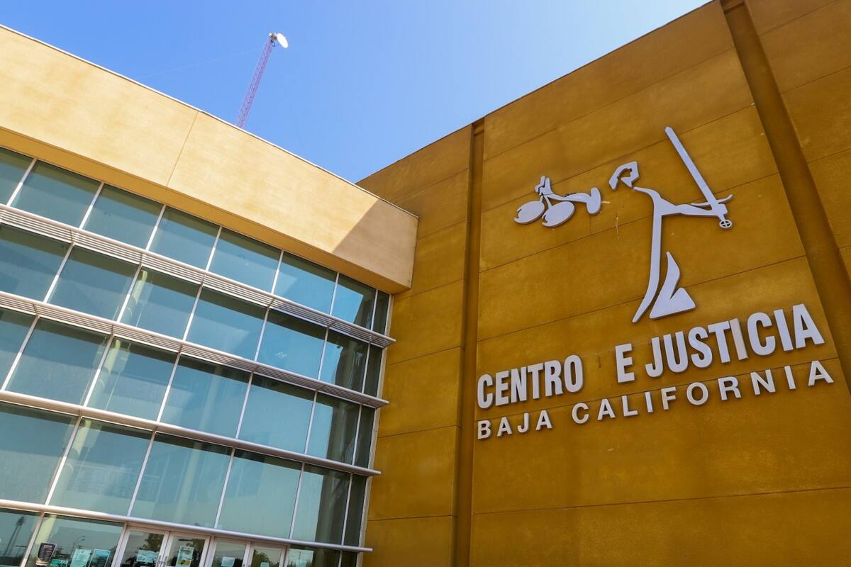 Exgobernador falta a audiencia de imputación por uso ilícito de atribuciones