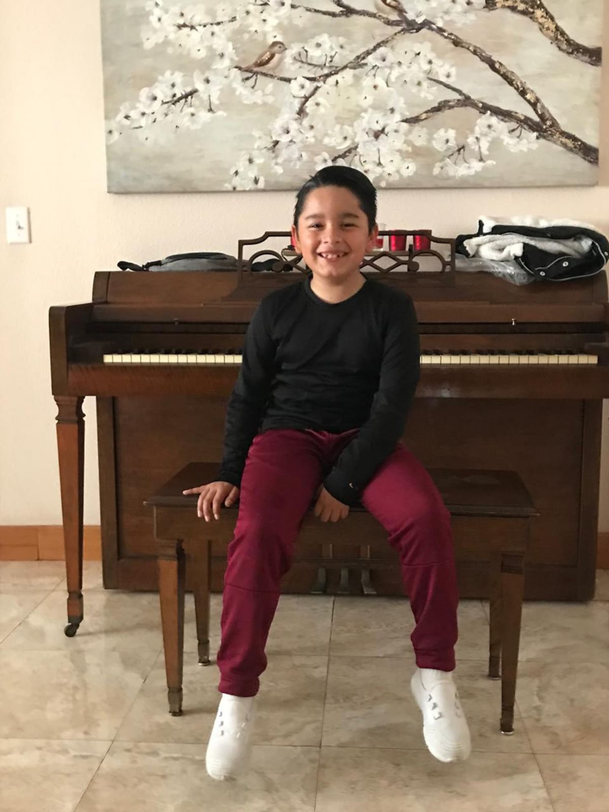 La facilidad para aprender y su sensibilidad con el piano han hecho que Gabriel resalte entre sus compañeros.