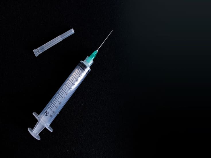 Inyección letal compuesta por tres fármacos, recibirá hombre en Florida que asesinó hace 40 años a la propietaria de una tienda que iba a robar